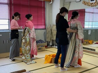 来年度に向けての着付け技術確認