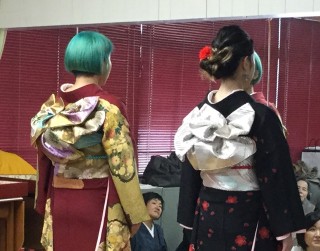 木久学院の着付け勉強会 たちばな会『成人式の着付』
