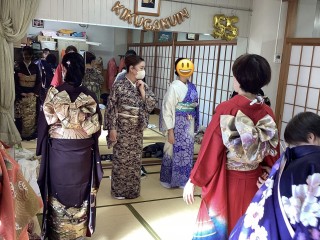 木久学院の高等師範科 振袖の基本