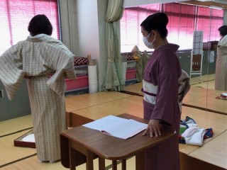 木久学院の師範科10月生『解説を付けた留袖他装のテストと基礎科セミナー講義』