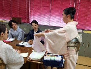木久学院の高等師範科 8月は和装小物とコーディネート