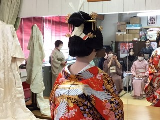 木久学院の前期専門科 花嫁の出来るまで